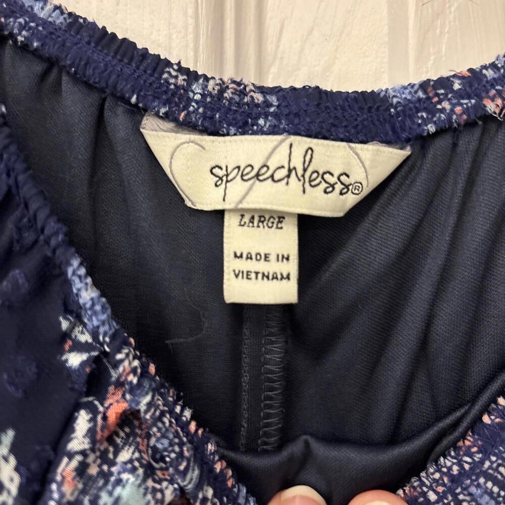 Speechless Juniors Off Shoulder Babydoll Navy Blue Floral Feminine. Size Large - Picture 4 of 5